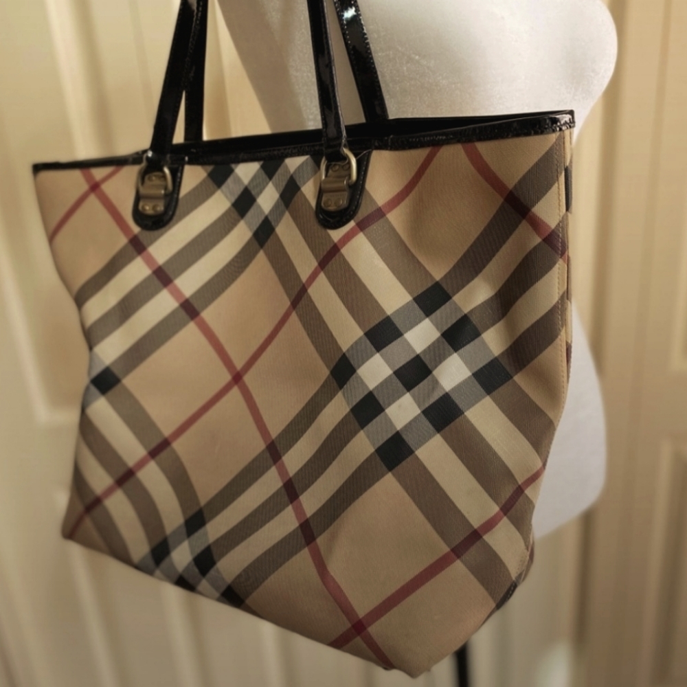 Burberry Nova Check Beach Tote